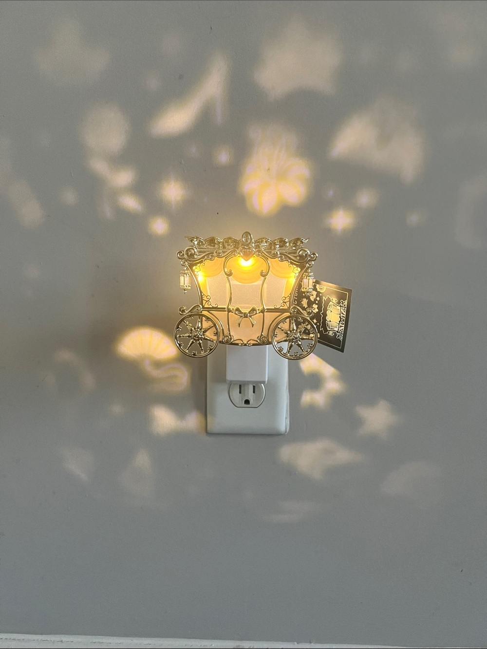 Bath and body works Disney wallflower plugin